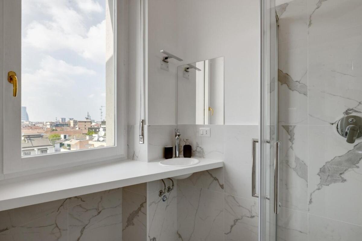 Homeby, Cozy Penthouse Apartment Milano Ngoại thất bức ảnh